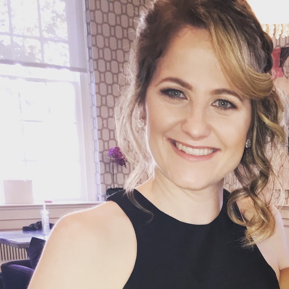 Meet your Posher, Courtney